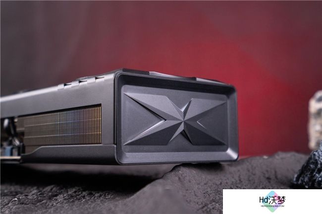 炫酷来袭，耕升 GeForce RTX 5070 Ti 炫光·超 OC带来超高性能