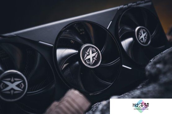 DLSS 4性能全力冲锋，耕升 GeForce RTX 5080 炫光 OC 值得你拥有！