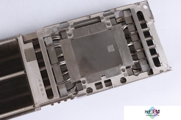 耕升 GeForce RTX 5090 D 解禁全新AI 兵器库！DLSS 4开启狂暴性能模式！