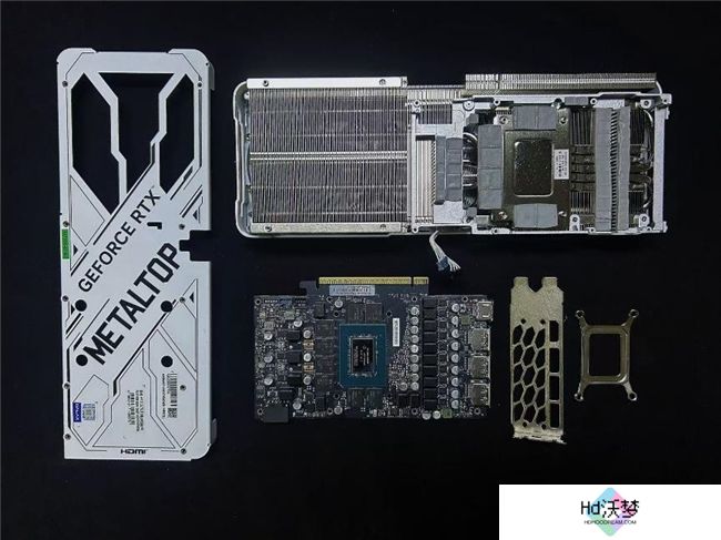 影驰 GeForce RTX 5070 Ti 金属大师 OC评测：DLSS 4超强发挥