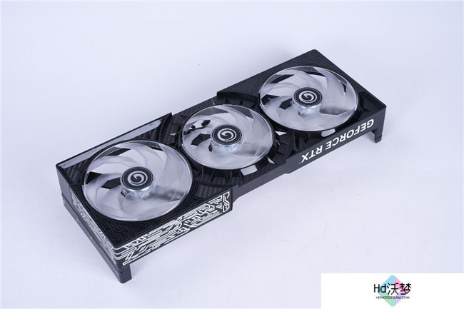 更快更强更AI，影驰GeForce RTX 5090 D 大将评测