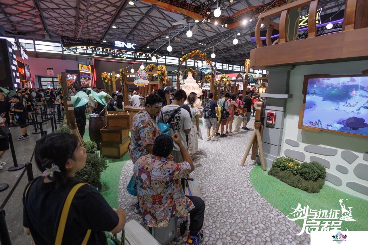 莉莉丝首次参展ChinaJoy，携《剑与远征：启程》引燃玩家热情