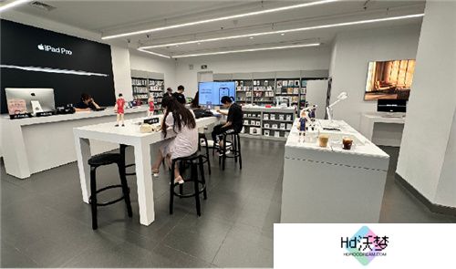 把*场对决做成新版本，和万达、苹果开启全国联动!排球少年手游更新玩得很大!