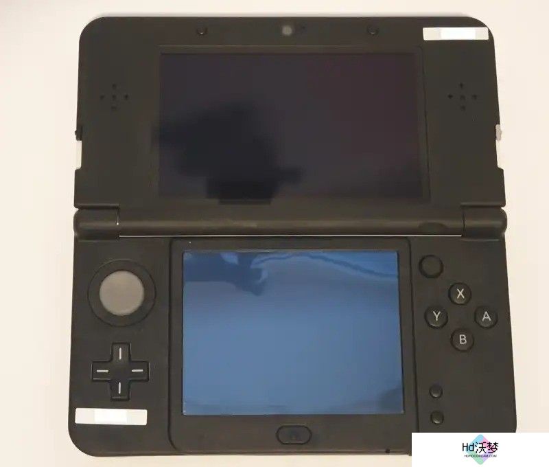 玩家自称拿到任天堂new 3DS X4和X5原型机并展示